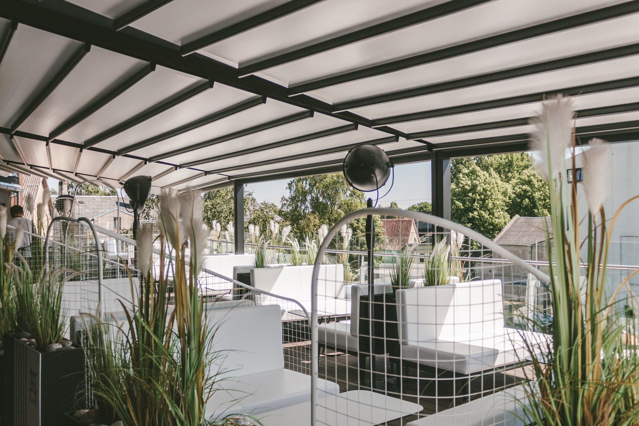 Infrasarkanais halogena sildītājs 