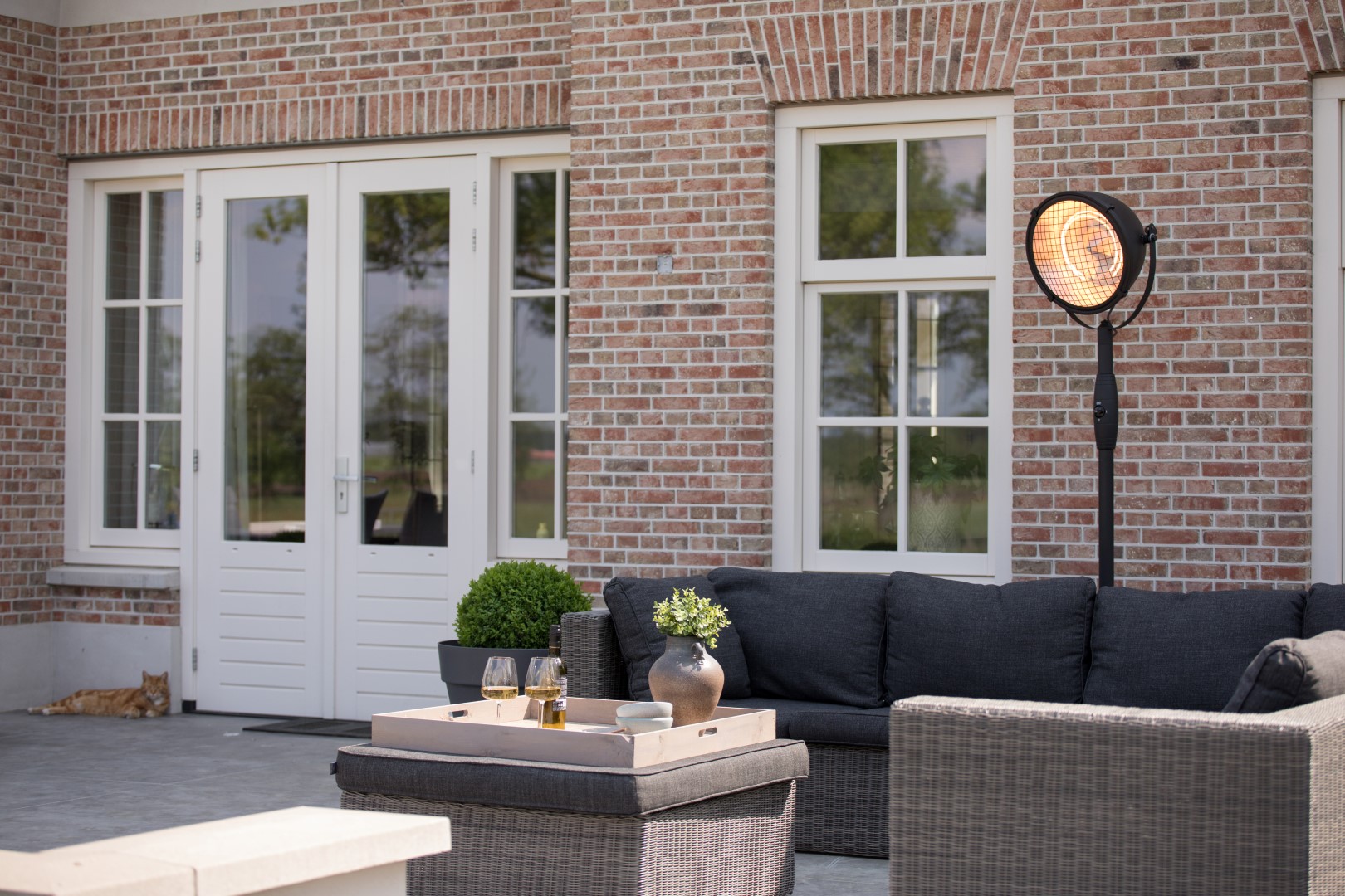 infraraudonųjų spindulių terasos šildytuvas